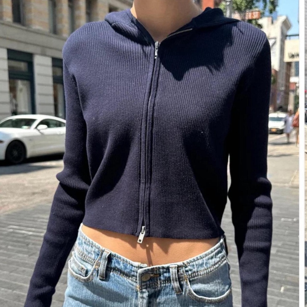 Black brandy Melville sweatshirt